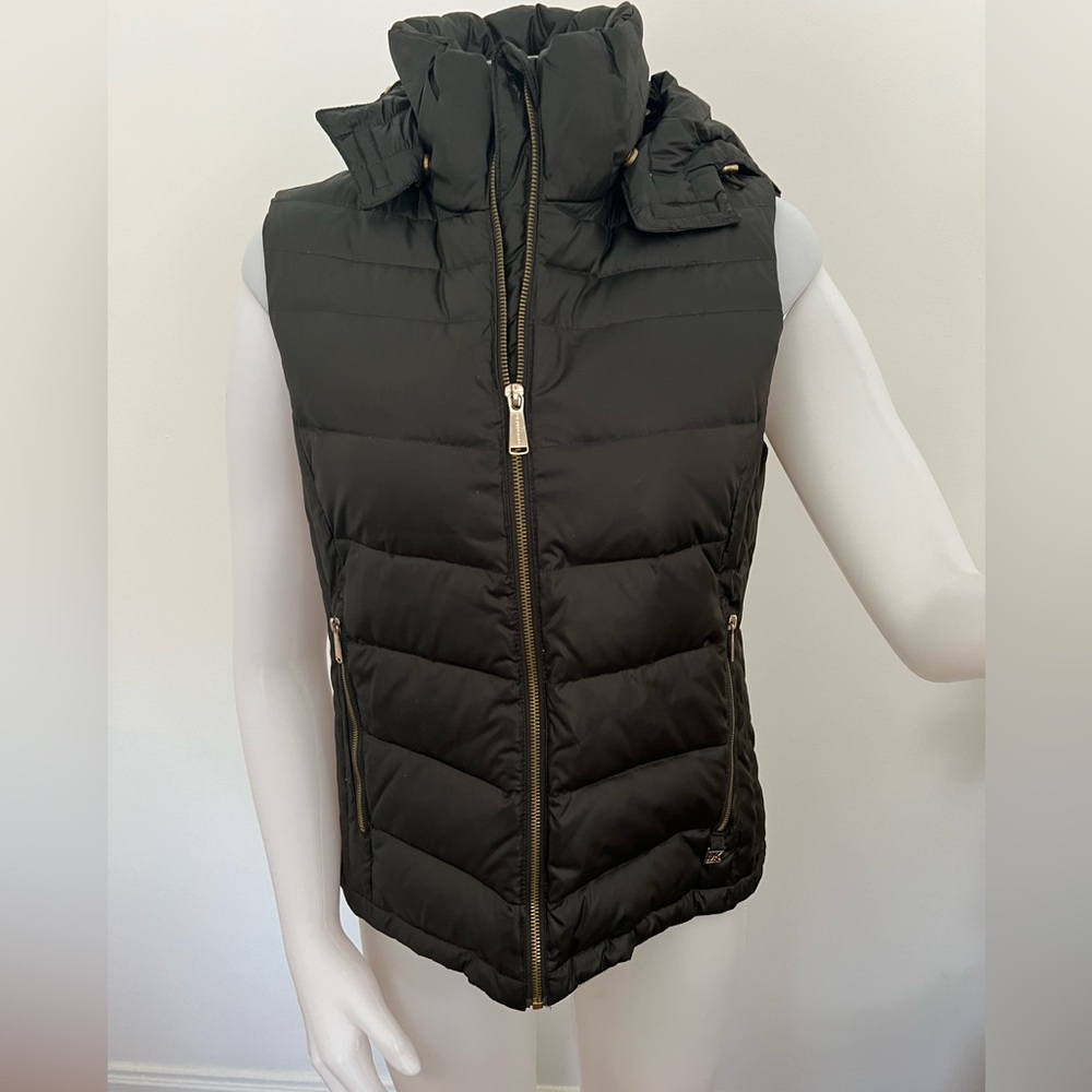 Micheal Kors Hooded Green Puffer Vest